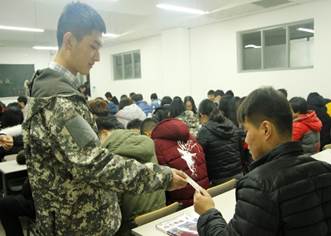 说明: C:\Users\User\Desktop\十大足球滚球网站排名
举办“厉害了word五早一晚两拒绝”宣讲活动\2.JPG