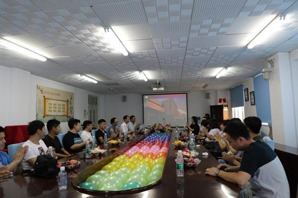 说明: //www.gunqiuweb.com/_mediafile/tute01/2017/07/14/1zsfr6fe24.jpg