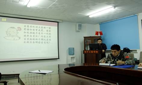 说明: C:\Users\User\Desktop\十大足球滚球网站排名
举办“我们怎样成长”新生班干部培训系列活动\3.JPG