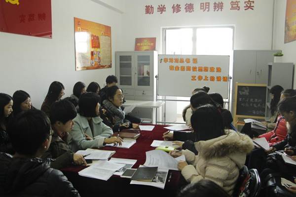 说明: //www.gunqiuweb.com/_mediafile/tute01/2016/12/16/1ylbv0rwq7.jpg